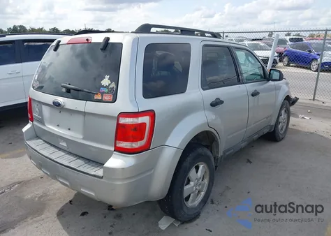 2010 Ford Escape Xlt from USA, damaged, VIN 1FMCU9D73AKC72394